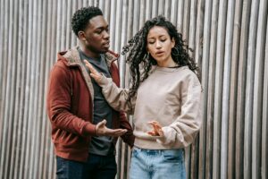 Why Smart People Stay in Toxic Relationships — 5 Reasons